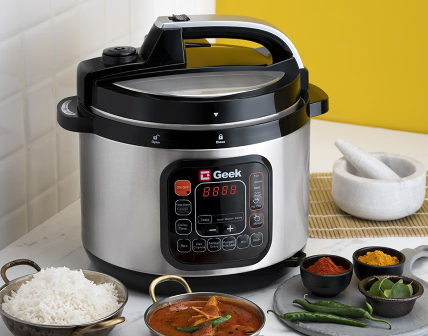 Make steamed rice and delicious fish curry with Geek Robocook Zeta Automatic Electric Pressure cooker