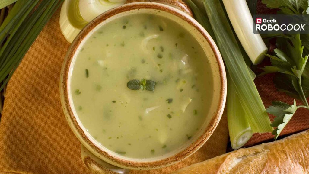 Cucumber and lettuce soup