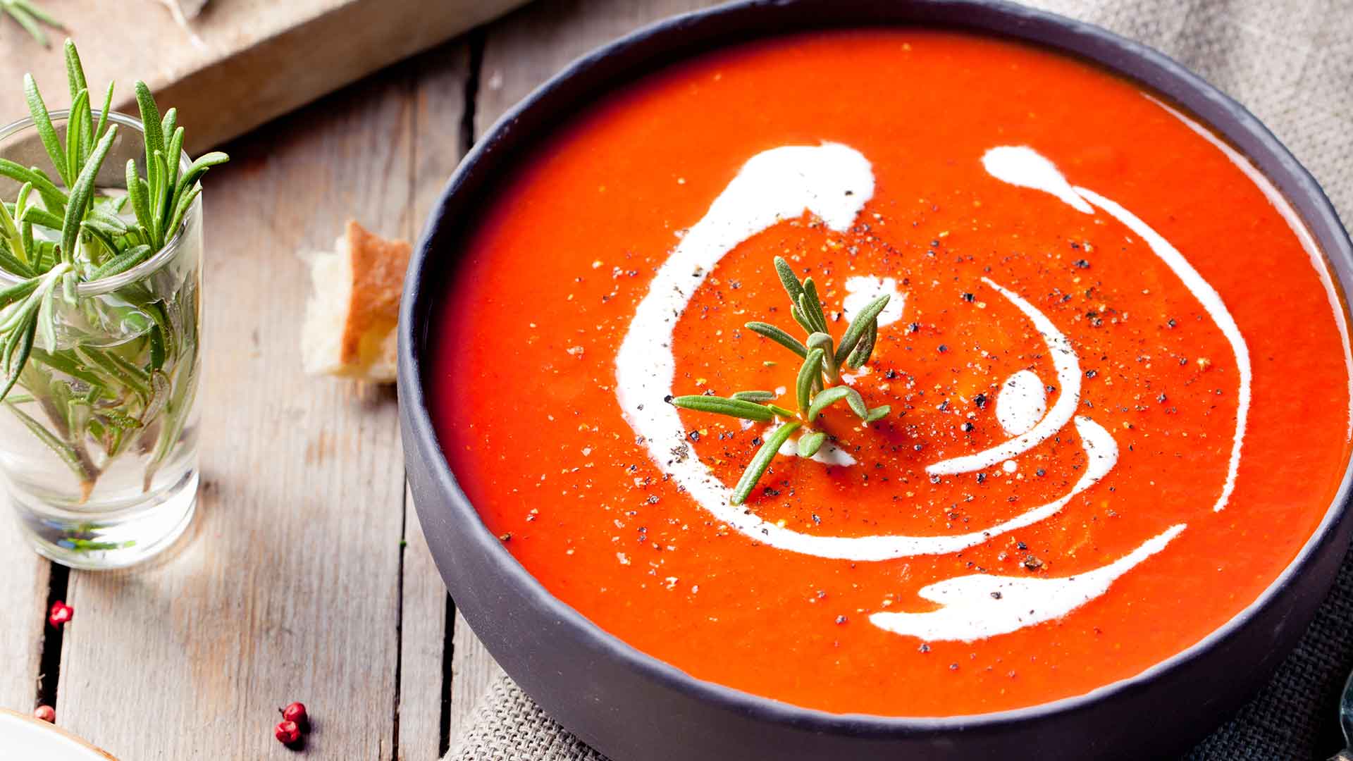 Red pepper soup with lime